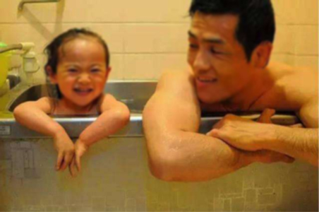 為什么泡澡要選空氣能熱水器？業(yè)內(nèi)專家來解答